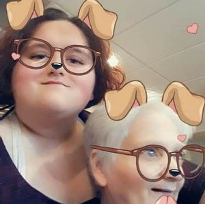 Meet your Posher, Kat